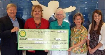 Twin Cities Woman’s Club donates Movie Night to CIC kids CIC-TwinCitiesWomansClub-702