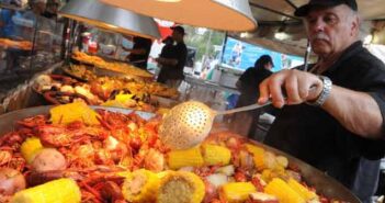 Savor delicious Gulf seafood at the 2019 Pensacola Seafood Festival