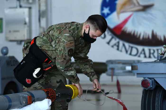 eglin air force base weapons load competition 33rd Aircraft Maintenance Squadron