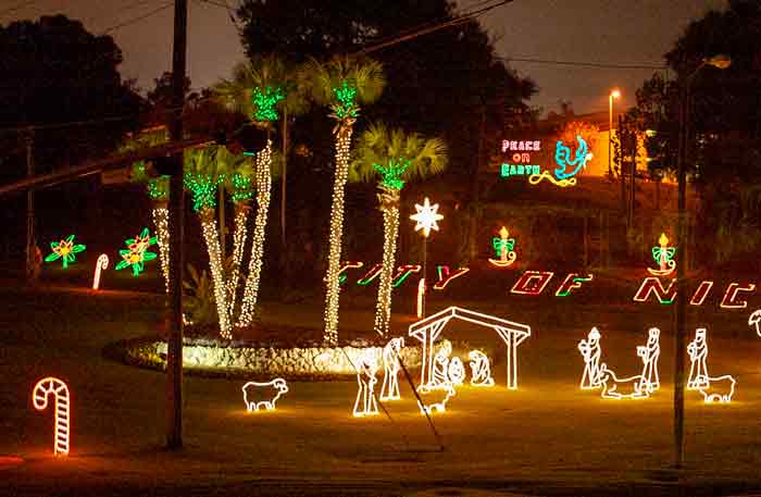 Niceville Christmas City Triangle 2003 Nativity scene