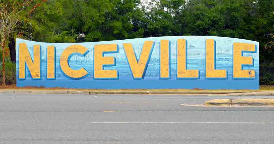 Niceville mural