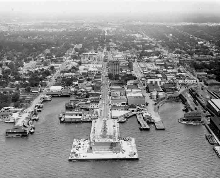 aerial photograph of downtown Pensacola taken in 1953