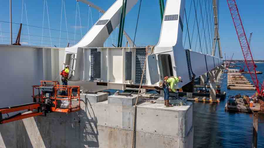Pensacola Bay Bridge project as crews install the arch on the new westbound bridge