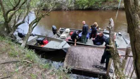 Okaloosa County Sheriff's Office , shoal river, docas