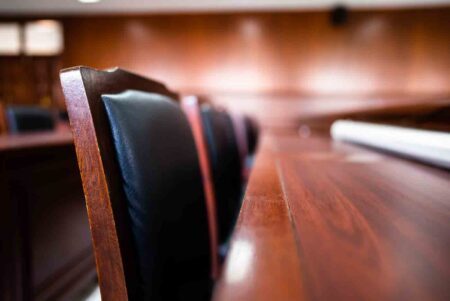 Table and chairs in the courtroom