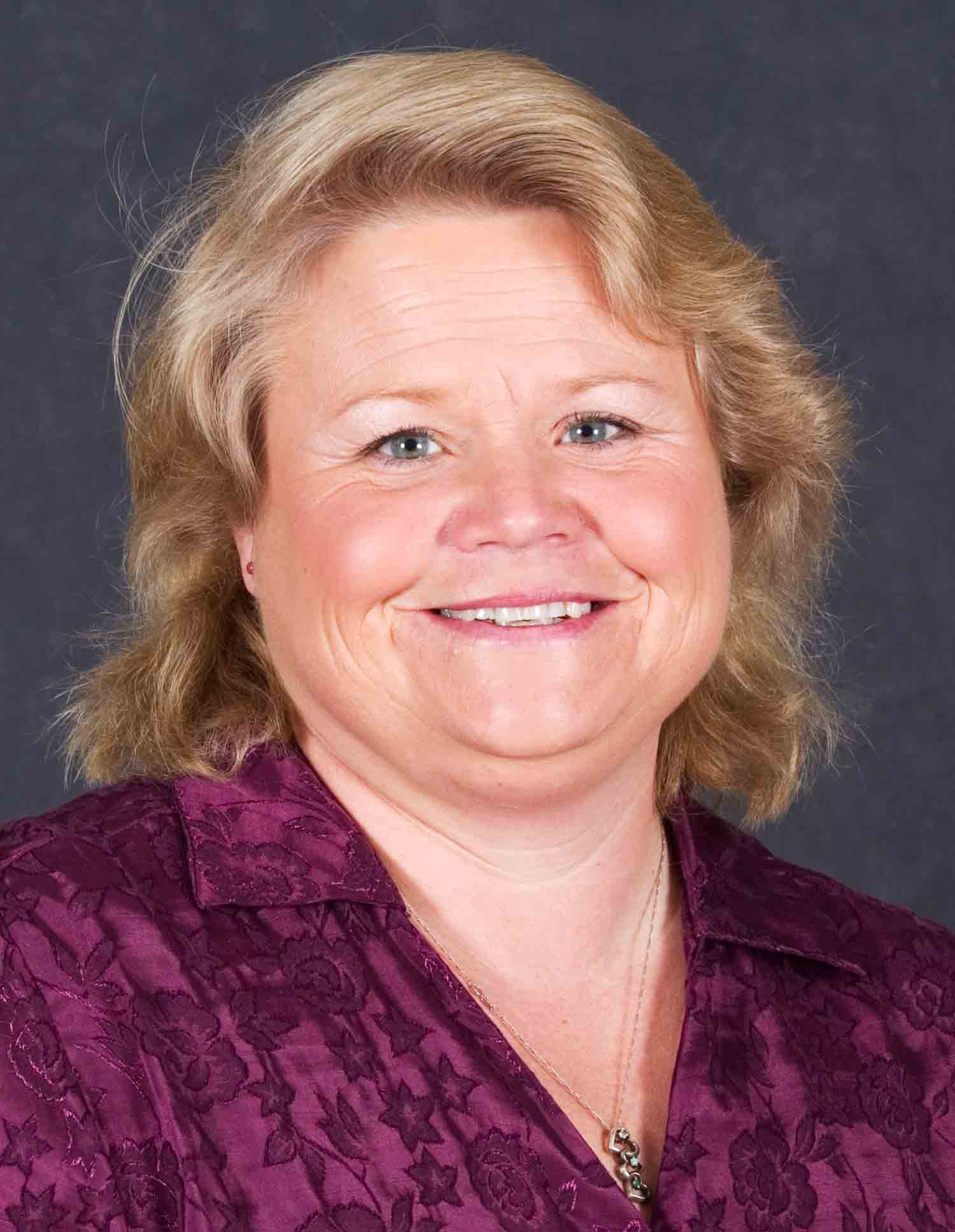 Portrait of Sheila Dunning, longtime Okaloosa County Extension agent